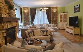 Poiana Golf Chalet